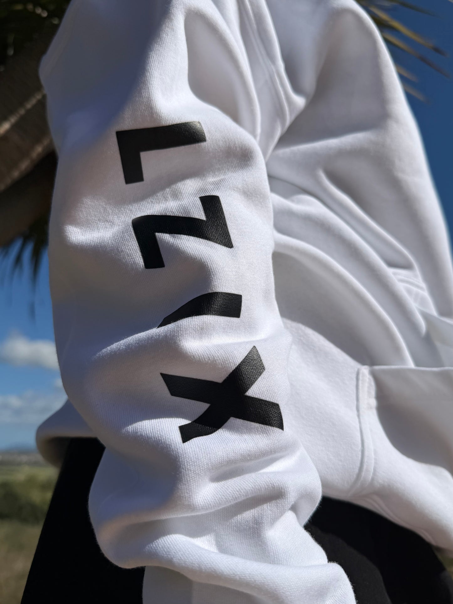LZIX - Sign Hoodie White