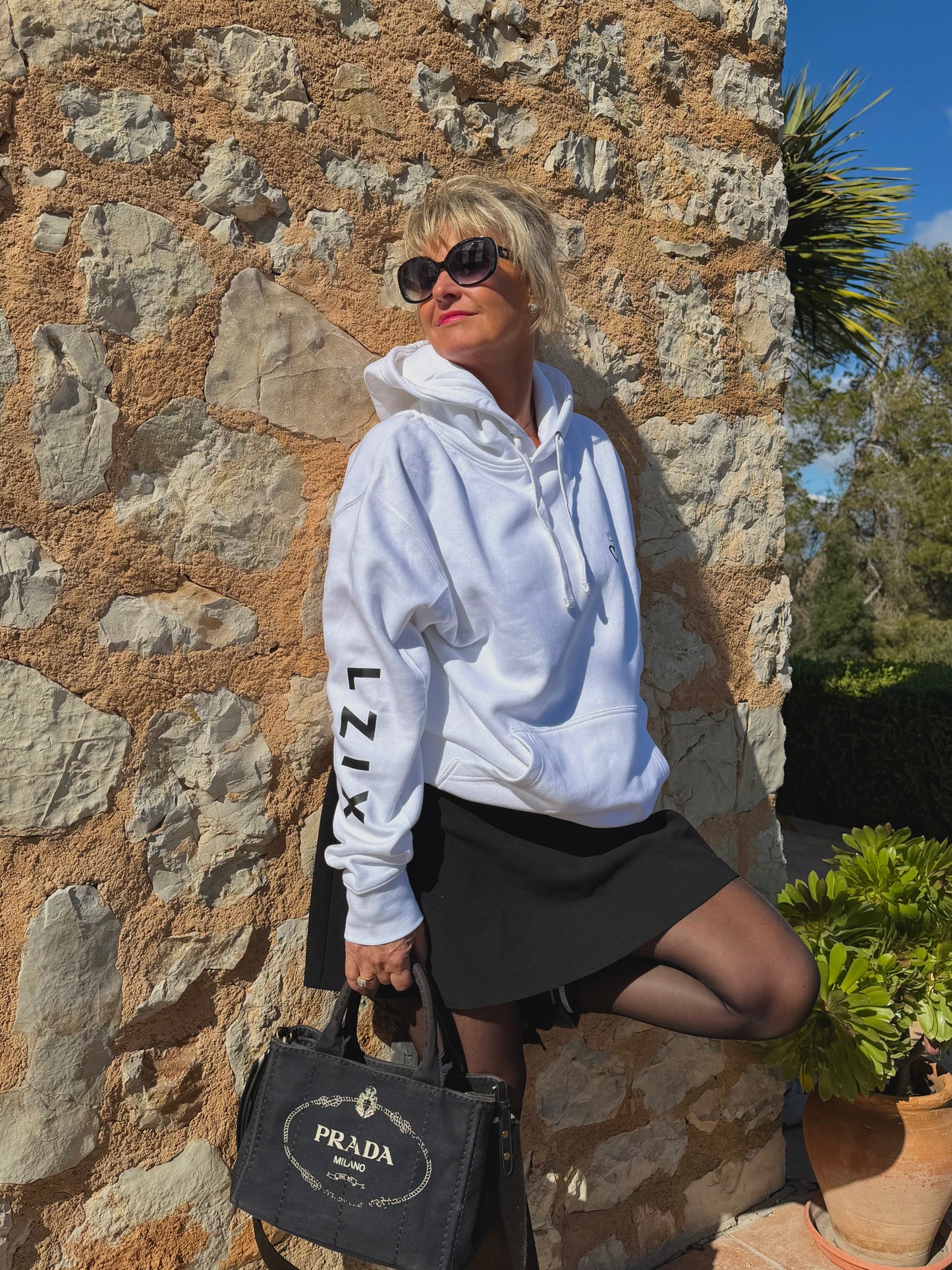 LZIX - Sign Hoodie White